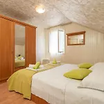 Villa Desin Molunat