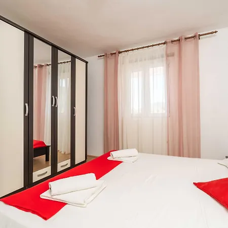 Villa Desin Molunat