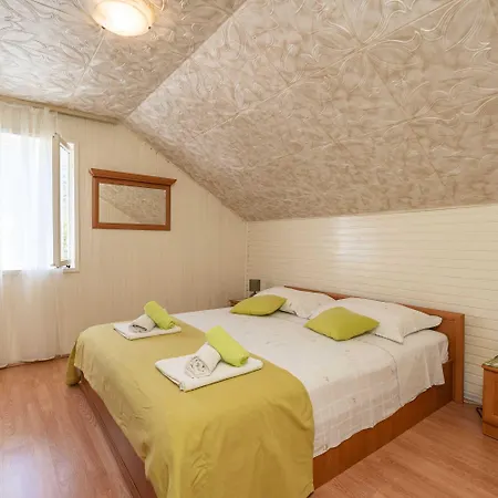 Desin Villa *