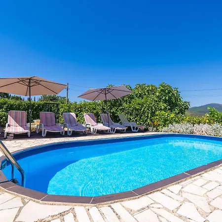 Villa Desin *